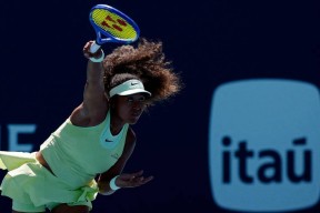 大坂直美连续五场比赛得分超过战术调整，加拿大队不断突破！