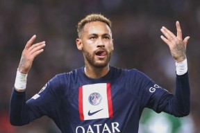 包含内马尔连续三场比赛得分超过高光表现，美国队挑战极限！的词条